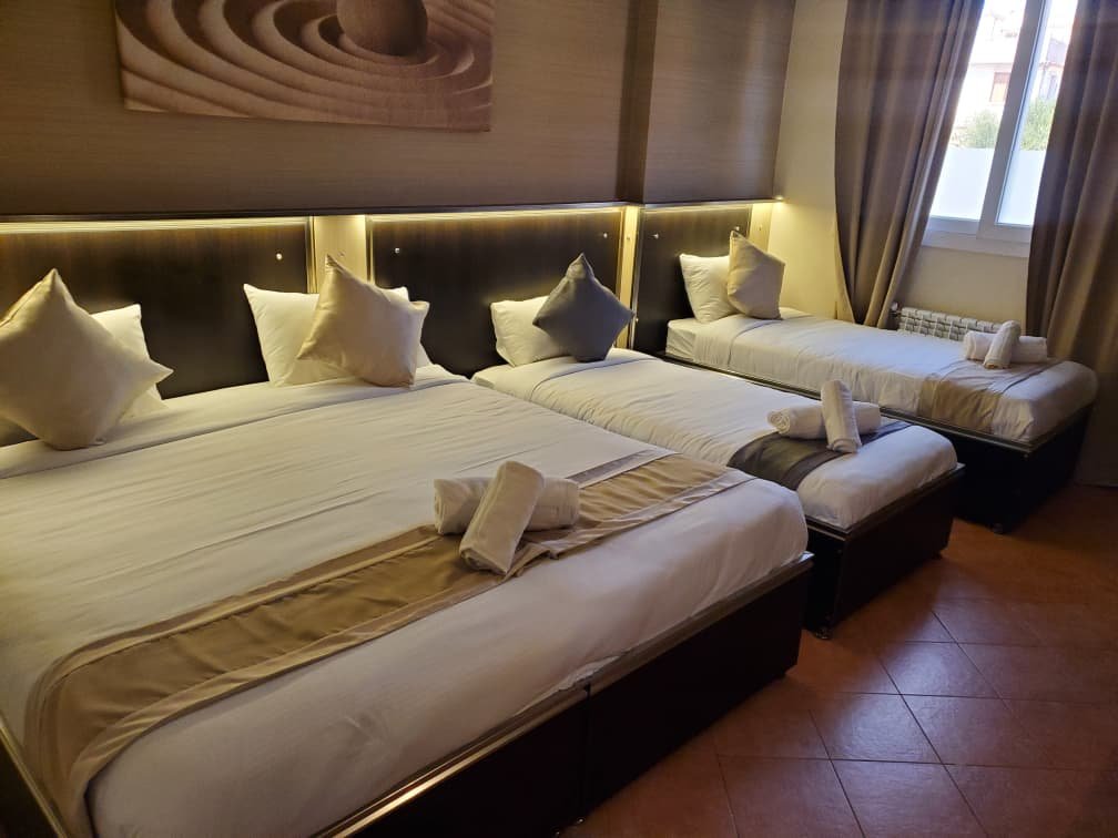 Chambre quadruple vue 2